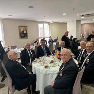 Gazilerimizle Öğretmen Evinde Yemek Programında Bir Araya Gelindi. - fotoğraf 1
