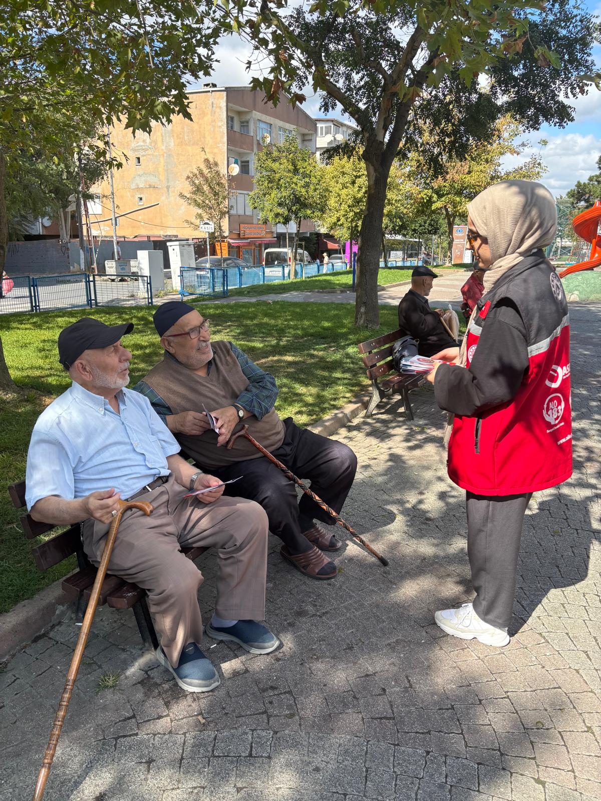 Mobil Sosyal Hizmet Noktaları Aracılığıyla Koruyucu ve Önleyici Hizmet Modellerine Yönelik Bilgilendirme Faaliyetleri Gerçekleştirildi