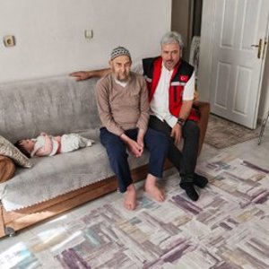 “1 Ekim Dünya Yaşlılar Günü münasebetiyle İl Müdürlüğümüz Engelli ve Yaşlı Birimi ile büyüklerimizi ziyaret ederek yanlarında olduk.  - fotoğraf 4