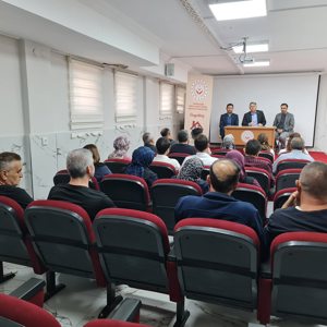 İl Müdürümüz Özgür Kırmızıtaş’ın başkanlığında, İl Müdür Yardımcımız Ferhat Fidan, Kuruluş Müdürümüz İsmail Üstün ve çalışma arkadaşlarımızın katılımıyla  değerlendirme toplantısı gerçekleştirildi. - fotoğraf 1