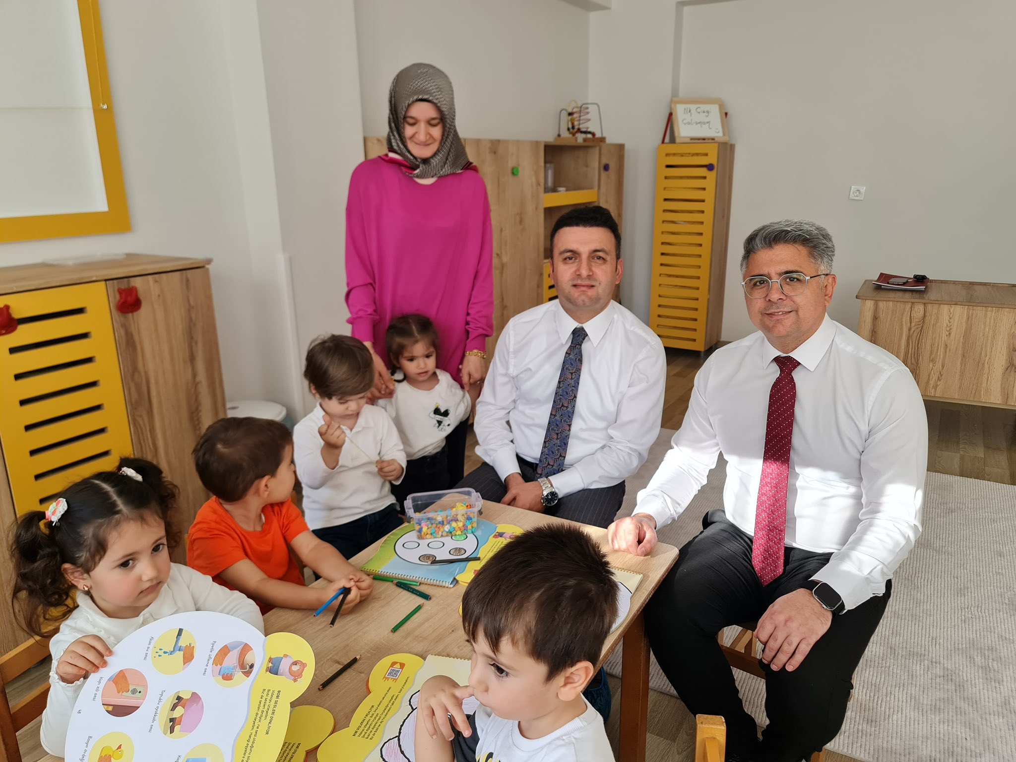 Vali Yardımcımız Sn. İhsan Maskar ve İl Müdürümüz Özgür Kırmızıtaş, ilimizde faaliyet gösteren Özel Pıtırca  Gündüz Bakımevi’ni ziyaret etti.