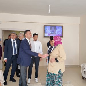 Sivas Huzurevi Yaşlı Bakım ve Rehabilitasyon Merkezinde düzenlenen kahvaltı programı - fotoğraf 3