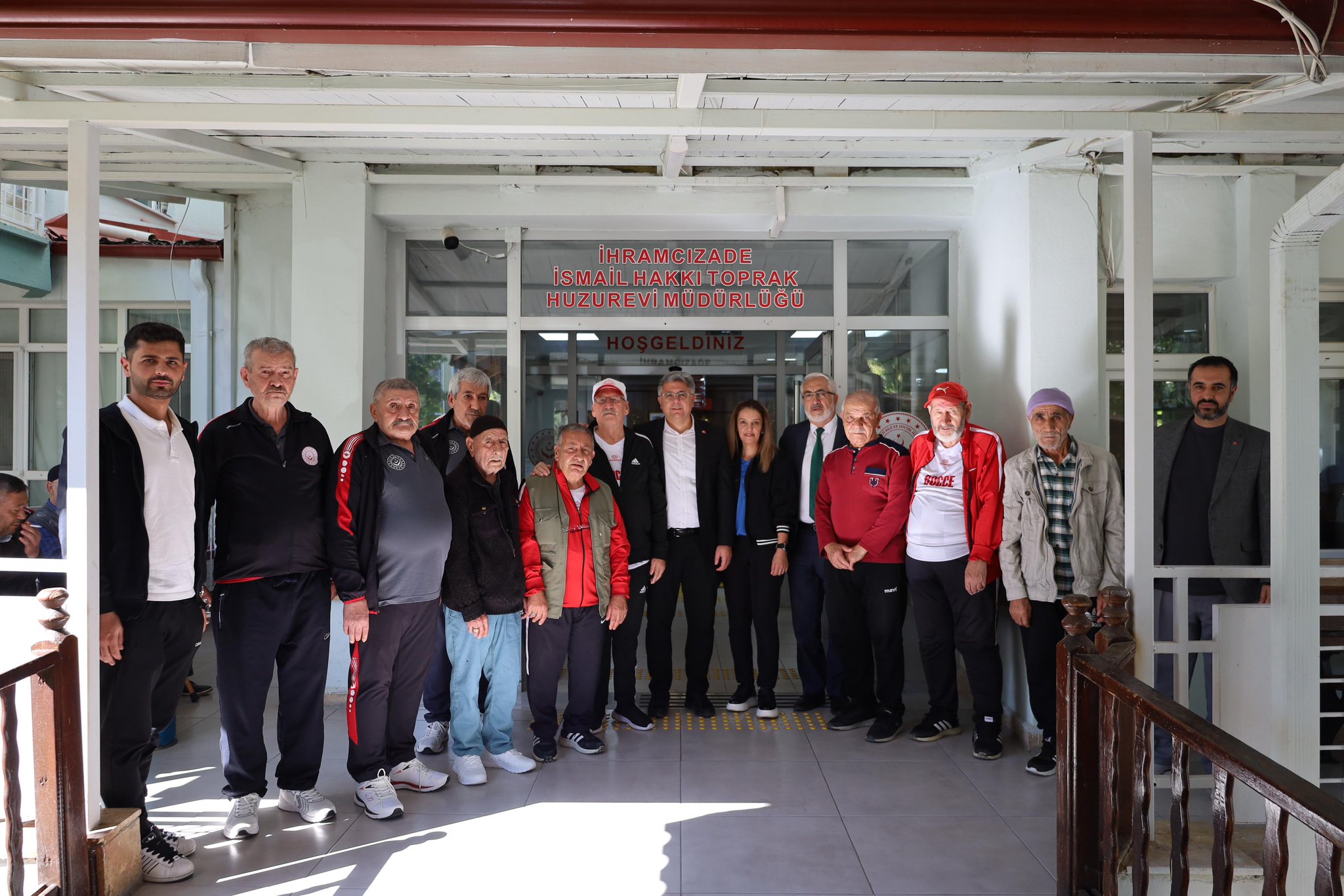 Yetişkin Gençler Huzur Bocce Ligi grup maçlarında, Sivas İsmail Hakkı Toprak Huzurevi Bocce Takımımız ile Elazığ Gazi Huzurevi Bocce Takımı bir araya geldi.