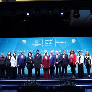Aile ve Sosyal Hizmetler Bakanımız Göktaş, Yükselen Kadınlar: Kendi İşim, Benim İzim Programında konuştu - fotoğraf 2
