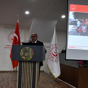 2-4 Ekim 2025 Tarihlerinde Bakan Yardımcımız Sevim SAYIM MADAK’ın Katılımıyla Aile Şenliği Düzenledik - fotoğraf 6