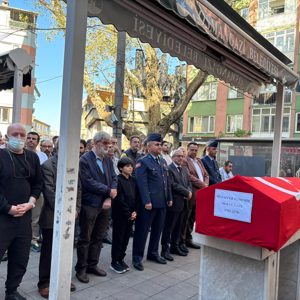 Vatan Uğruna Fedakârlık Gösteren Gazimize Rahmetle - fotoğraf 1