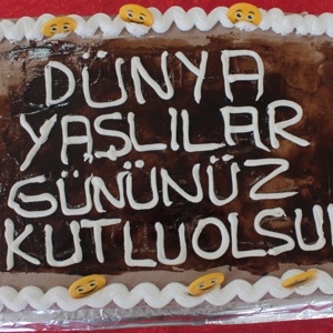 Dünya Yaşlılar Günü Kapsamında Valimiz Sayın Musa Işın Huzurevi Sakinlerimizi Ziyaret Etti - fotoğraf 2