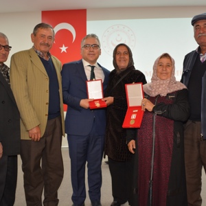 Niğde'de 37 Kıbrıs Gazisine 'Milli Mücadele Madalyası ve Beratı' verildi - fotoğraf 53