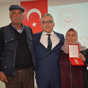 Niğde'de 37 Kıbrıs Gazisine 'Milli Mücadele Madalyası ve Beratı' verildi - fotoğraf 54