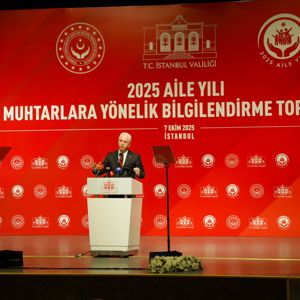 2025 Aile Yılı Kapsamında İstanbul Anadolu Yakası Muhtarlara Yönelik Bilgilendirme Toplantısı Valiliğimizin Ev Sahipliğinde Gerçekleştirildi - fotoğraf 3