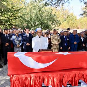 Kore Gazimiz Yaşar Azap’ı Son Yolculuğuna Uğurladık - fotoğraf 1