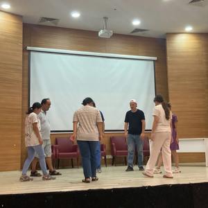 Özel Bireylerimiz Zonguldak Gençlik Merkezi İşbirliğinde Drama Derslerine Başlamışlardır. - fotoğraf 2