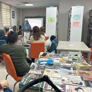  Aile İçi Bilgi ve Medya Okuryazarlığı Semineri Düzenlenmiştir. - fotoğraf 4