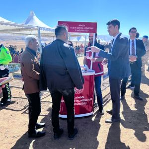 ''Karlıova Geleneksel At Yarışları'' etkinliğinde stand kurularak aileye dair hizmetlerimize yönelik bilgilendirme ve farkındalık oluşturma çalışması yapıldı. - fotoğraf 2