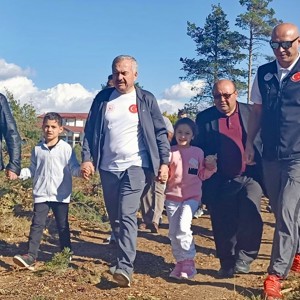 Koruyucu Ailelerimiz ve Çocuklarımızla Birlikte Unutulmaz Bir Yürüyüş Gerçekleştirdik - fotoğraf 6