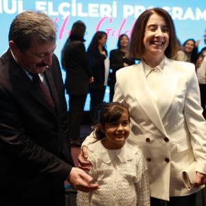 Samsun’da “Gönül Elçileri ile Koruyucu Aile Farkındalık Toplantısı” Gerçekleştirildi - fotoğraf 16