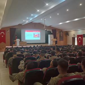Er ve Erbaşlara “Aile Bilinci” ve “Bilinçli Medya Kullanımı” Semineri - fotoğraf 2