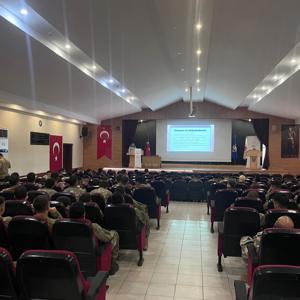 Er ve Erbaşlara “Aile Bilinci” ve “Bilinçli Medya Kullanımı” Semineri - fotoğraf 4