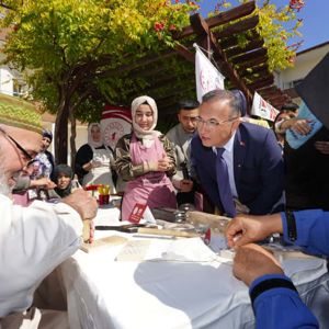 1 Ekim Dünya Yaşlılar Günü Gaziantep’te Coşkuyla Kutlandı - fotoğraf 1