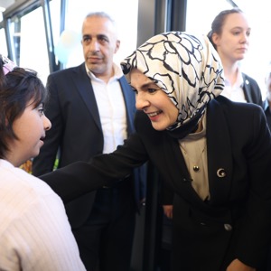 Bakanımız Göktaş, Başakşehir Bizim Çınarlar Yaşam Merkezi ve BAKMER'in açılışına katıldı - fotoğraf 8