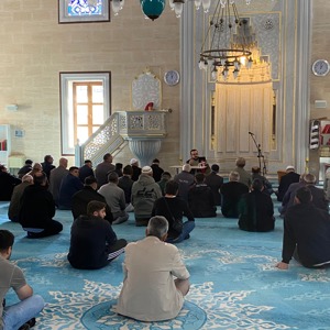 Sosyal Hizmet Merkezlerimiz Tarafından İlimiz Genelindeki Camilerde Cuma Namazı Öncesi Koruyucu ve Önleyici Hizmetlerimiz Kapsamında Farkındalık Eğitimlerimiz Devam Ediyor - fotoğraf 3