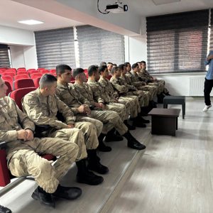 Çukurca’da İl Jandarma Komutanlığında Aile Eğitim Programı - fotoğraf 1