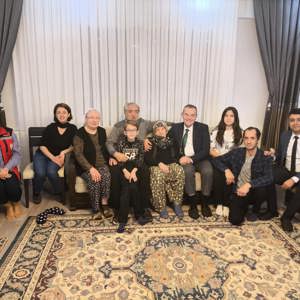 4 Kuşak Bir Arada: Tosuner Ailesine Anlamlı Ziyaret - fotoğraf 1