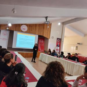 Kırklareli Aile ve Sosyal Hizmetler İl Müdürlüğü Tarafından Psikososyal Destek Farkındalık Eğitimi Düzenlendi - fotoğraf 2