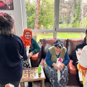 1 Ekim Dünya Yaşlılar Günü Kapsamında Çaycuma Huzurevinde Kalan Yaşlılarımız Ziyaret Edilmiştir. - fotoğraf 4