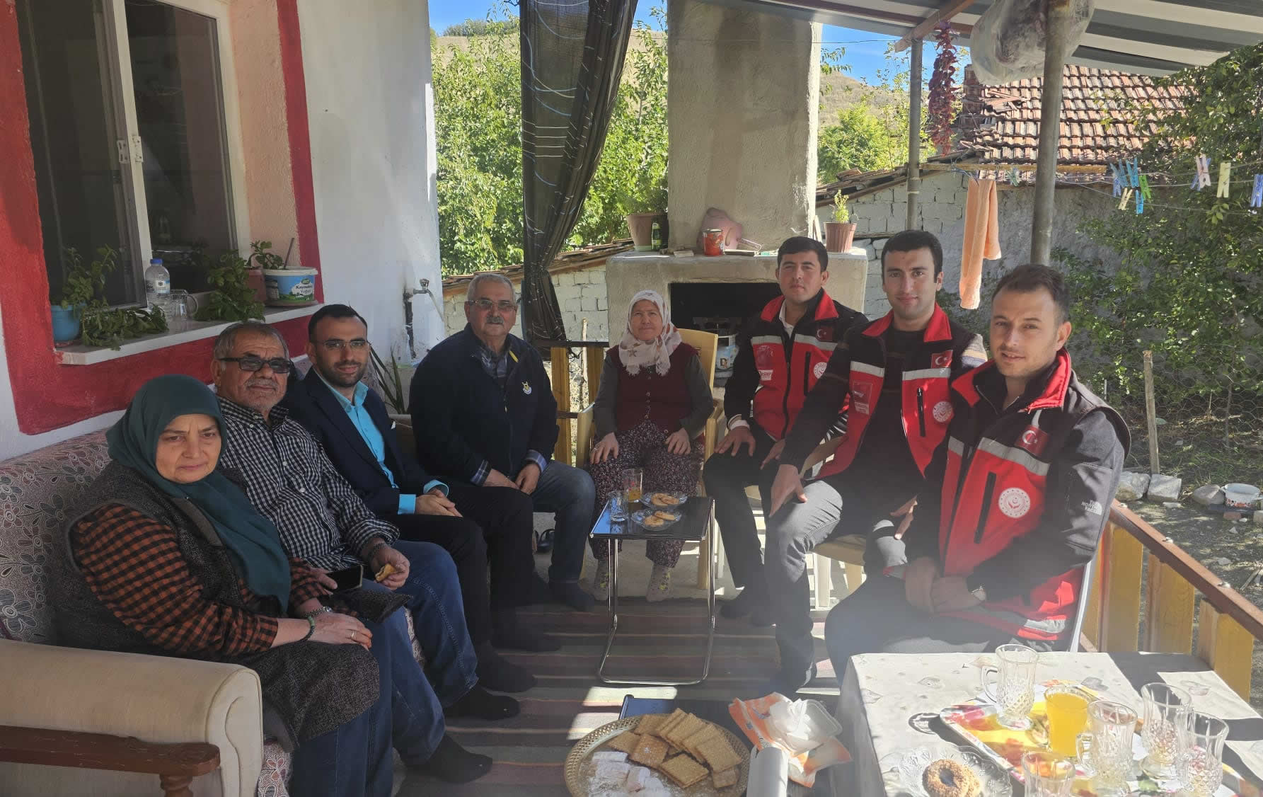 Ailelerimizi Ziyaret Etmeye Devam Ediyoruz