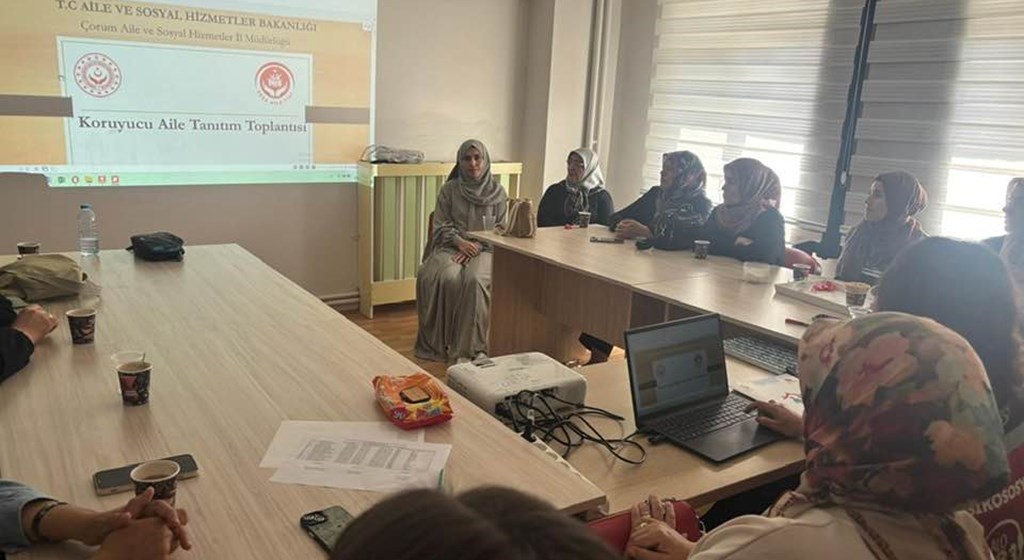 Sungurlu Sosyal Hizmet Merkezi Müdürlüğü’nde Koruyucu Aile Bilgilendirme ve Değerlendirme Eğitimi
