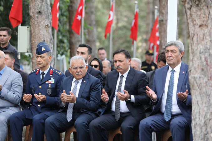 “19 Eylül Gaziler Günü” Münasebetiyle Polis Şehitliği  Ziyareti - fotoğraf 1