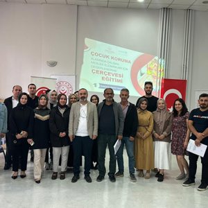 Bingöl Aile ve Sosyal Hizmetler İl Müdürlüğü tarafından, çocuk koruma alanında görev yapan personellere yönelik “Çocuk Koruma Alanında Çalışan Meslek Elemanlarının Güçlendirilmesi Eğitimi” düzenlendi.  - fotoğraf 1