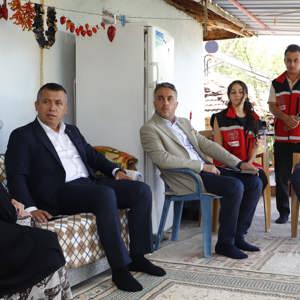 Şehit Yakınlarımız, Gazi ve Gazi Yakınlarımız Hanelerinde Ziyaret Edildi - fotoğraf 2
