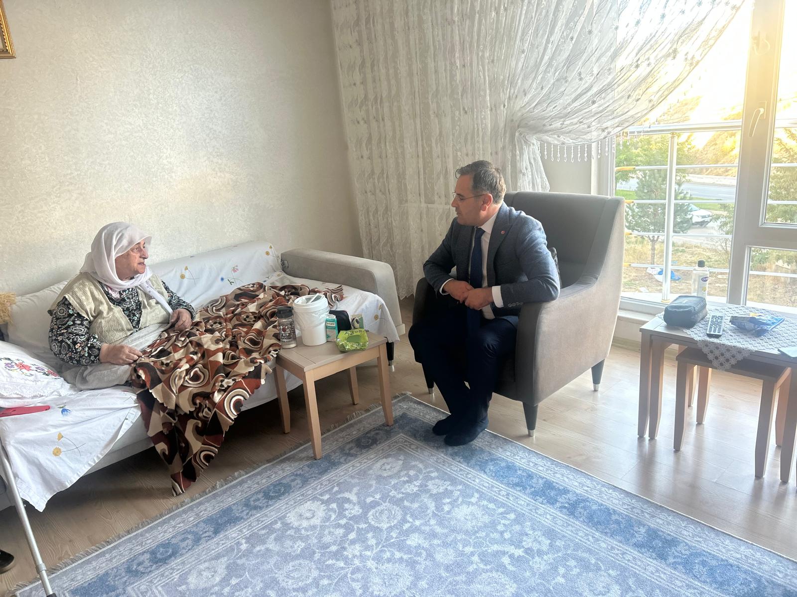 İl Müdürümüz Vefa Akdoğan, Aile Yılı Ve Evde Bakım Kapsamında Hane Ziyaretleri Gerçekleştirdi