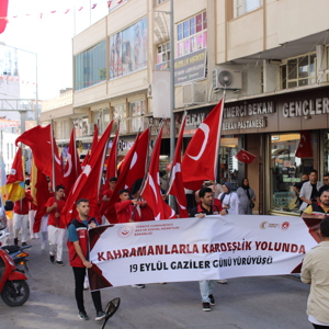 19 Eylül Gaziler Günü  Kortej Yürüyüşü Düzenlendi - fotoğraf 2