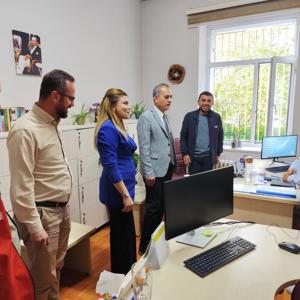 Bucak Sosyal Hizmet Merkezi’nde Çalışmalar Yerinde İncelendi - fotoğraf 2