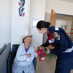 Hilmi Hafize Evin Huzurevi Ziyareti - fotoğraf 2