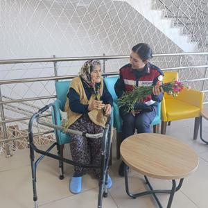 Hilmi Hafize Evin Huzurevi Ziyareti - fotoğraf 6