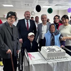 1 Ekim Dünya Yaşlılar Günü Kapsamında Devrek Huzurevi Yaşlı Bakım ve Rehabilitasyon Merkezi Müdürlüğünde Program Düzenlenmiştir. - fotoğraf 2
