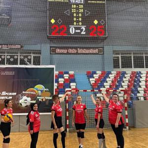 3. Kamu Spor Oyunları Kapsamında İlimizde Gerçekleştirilen Voleybol Turnuvasına İl Müdürlüğümüz Kadın ve Erkek Voleybol Takımlarınca Katılım Sağlanmıştır. - fotoğraf 2