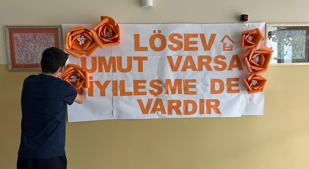 İl Müdürlüğümüze bağlı Sakarya Çocuk Evleri Sitesi’nde kalan çocuklarımızla birlikte LÖSEV Haftası kapsamında anlamlı ve farkındalık dolu bir etkinlik gerçekleştirdik