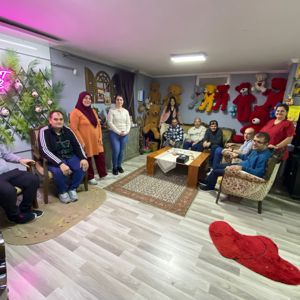 Sanatla Güçlenen Özel Gereksinimli Bireylerimiz: Seramik Atölyesi Deneyimi - fotoğraf 6