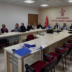 Atatürk İlkokulu Velilerine Modüler Aile Eğitim Programı Eğitimi - fotoğraf 2