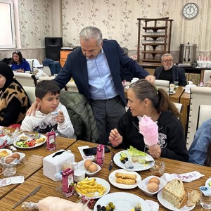 11 Ekim Dünya Kız Çocukları Gününde Çocuklarımızla Kahvaltıda Buluştuk - fotoğraf 5