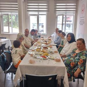 Aile Yılı Kapsamında Kuruluşumuzda Kahvaltı Etkinliği Düzenlenmiştir. - fotoğraf 5
