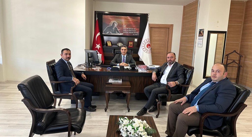 Çevre Şehircilik ve İklim Değişikliği İl Müdürlüğüne Atanan Sn. Ahmet DURSUN’a Ziyaret