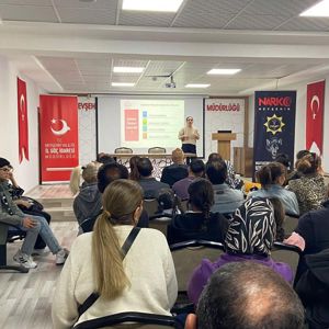 Kadına Yönelik Şiddetle Mücadele Kapsamında Eğitim Verildi - fotoğraf 1