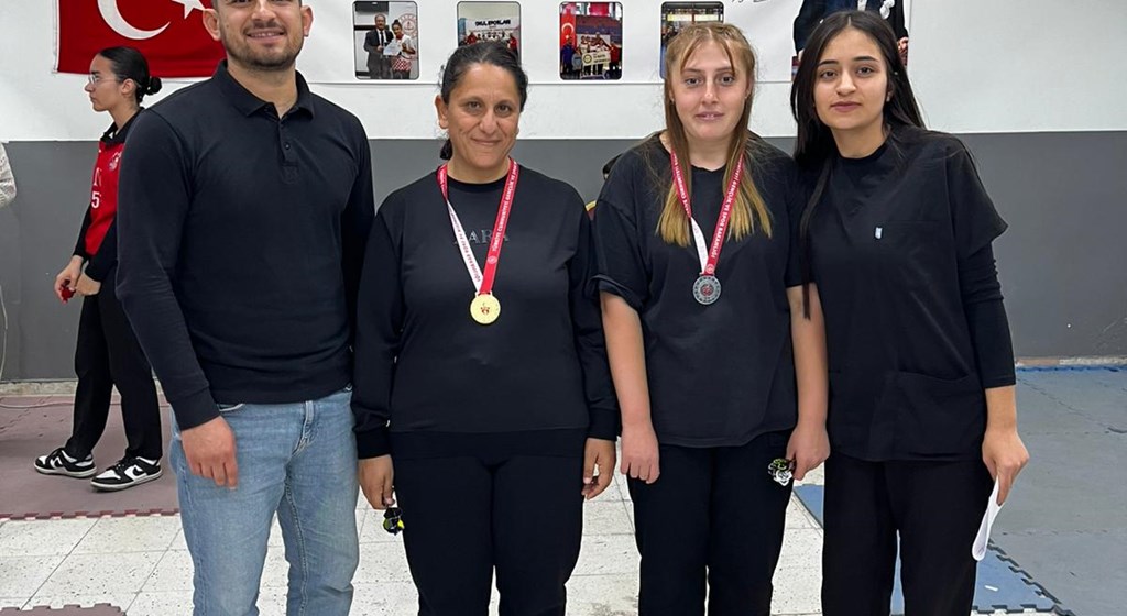 Niğde Engelsiz Yaşam'dan Dartta İl Birinciliği