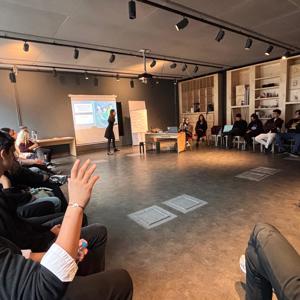 DigiMind4Youth” Projesi Kapsamında Dijital Farkındalık ve Dayanıklılık Atölyesi Gerçekleştirildi - fotoğraf 1